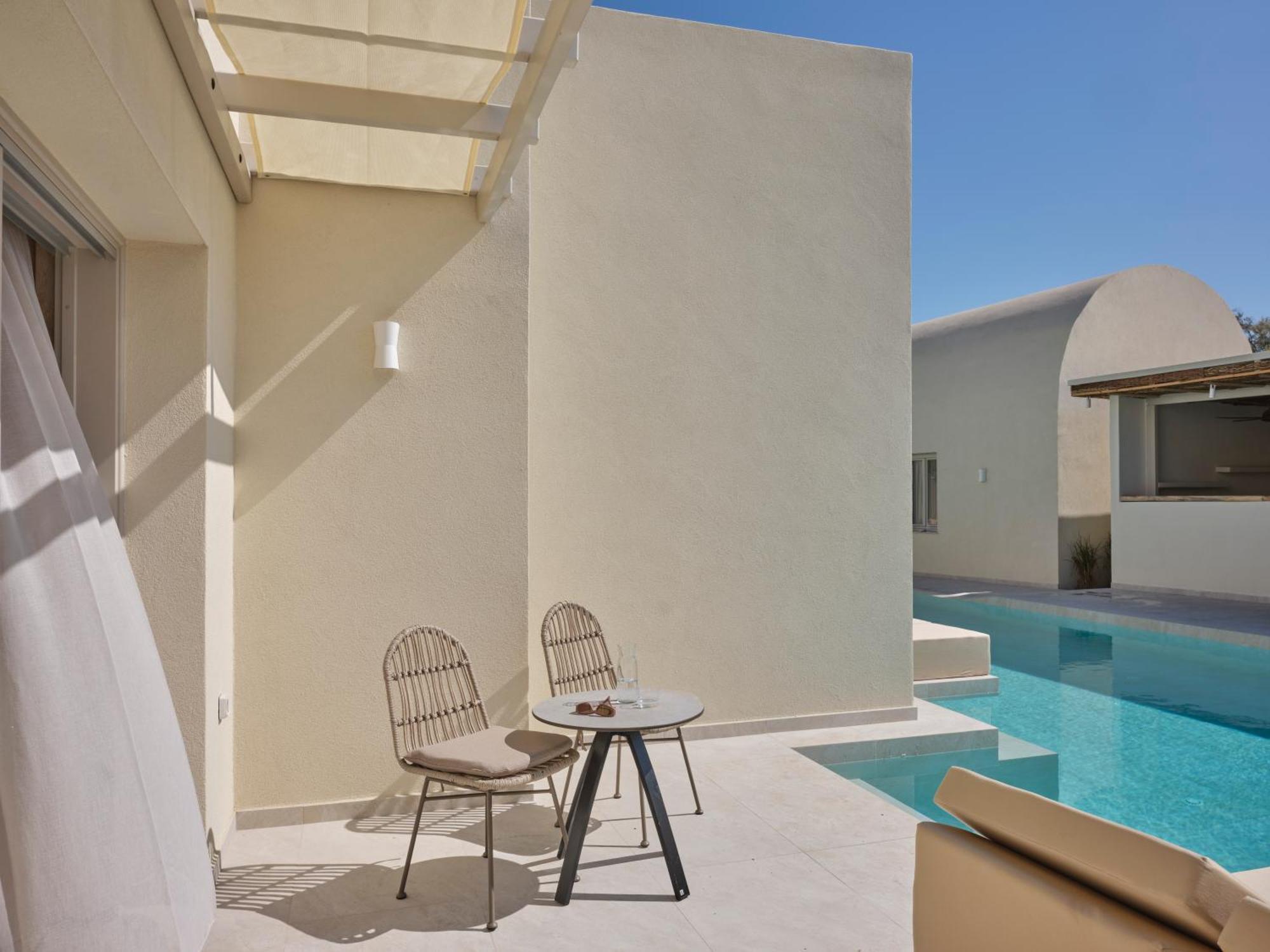 Heyday Luxury Suites Perissa  Exterior photo