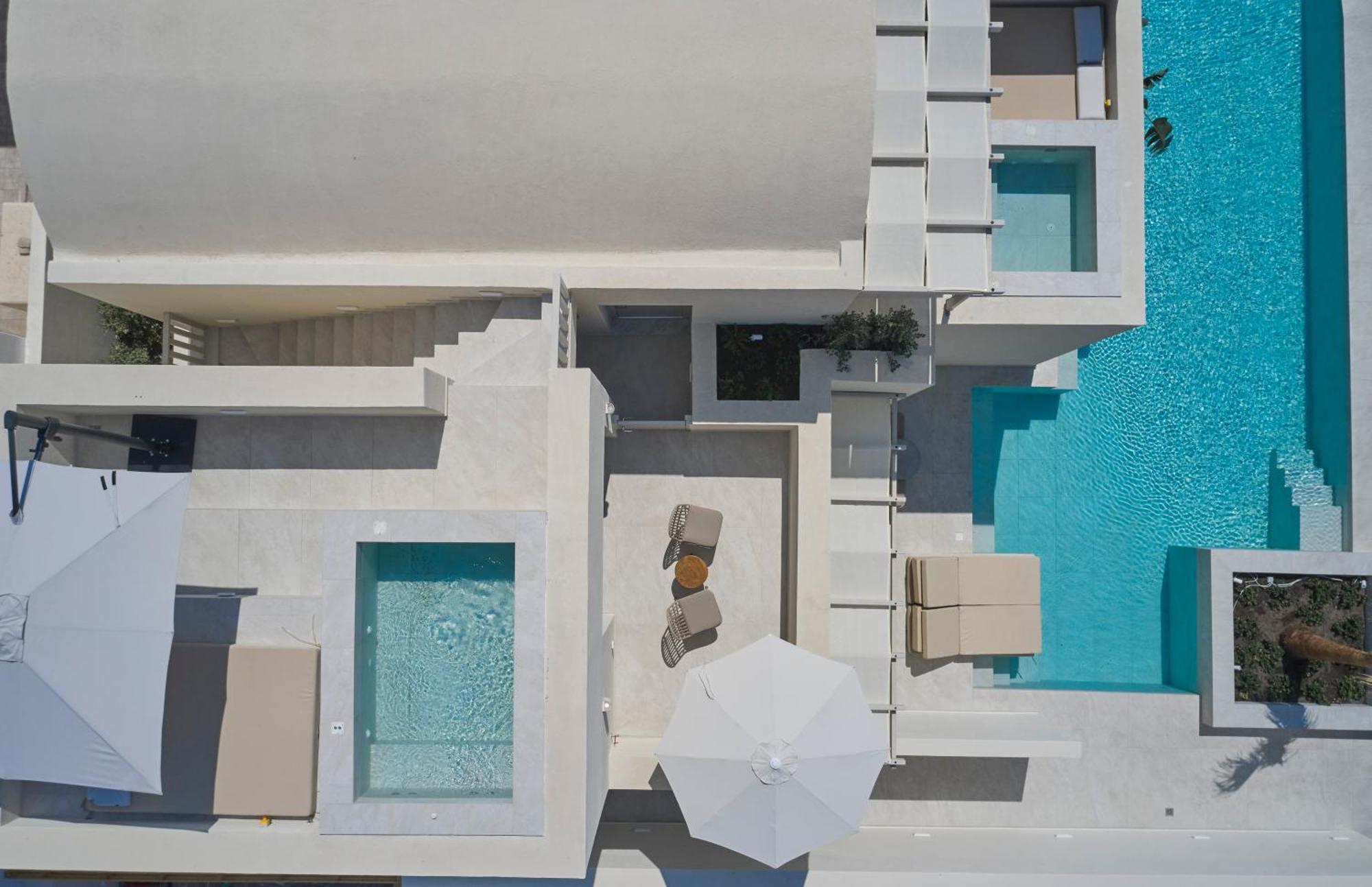 Heyday Luxury Suites Perissa  Exterior photo