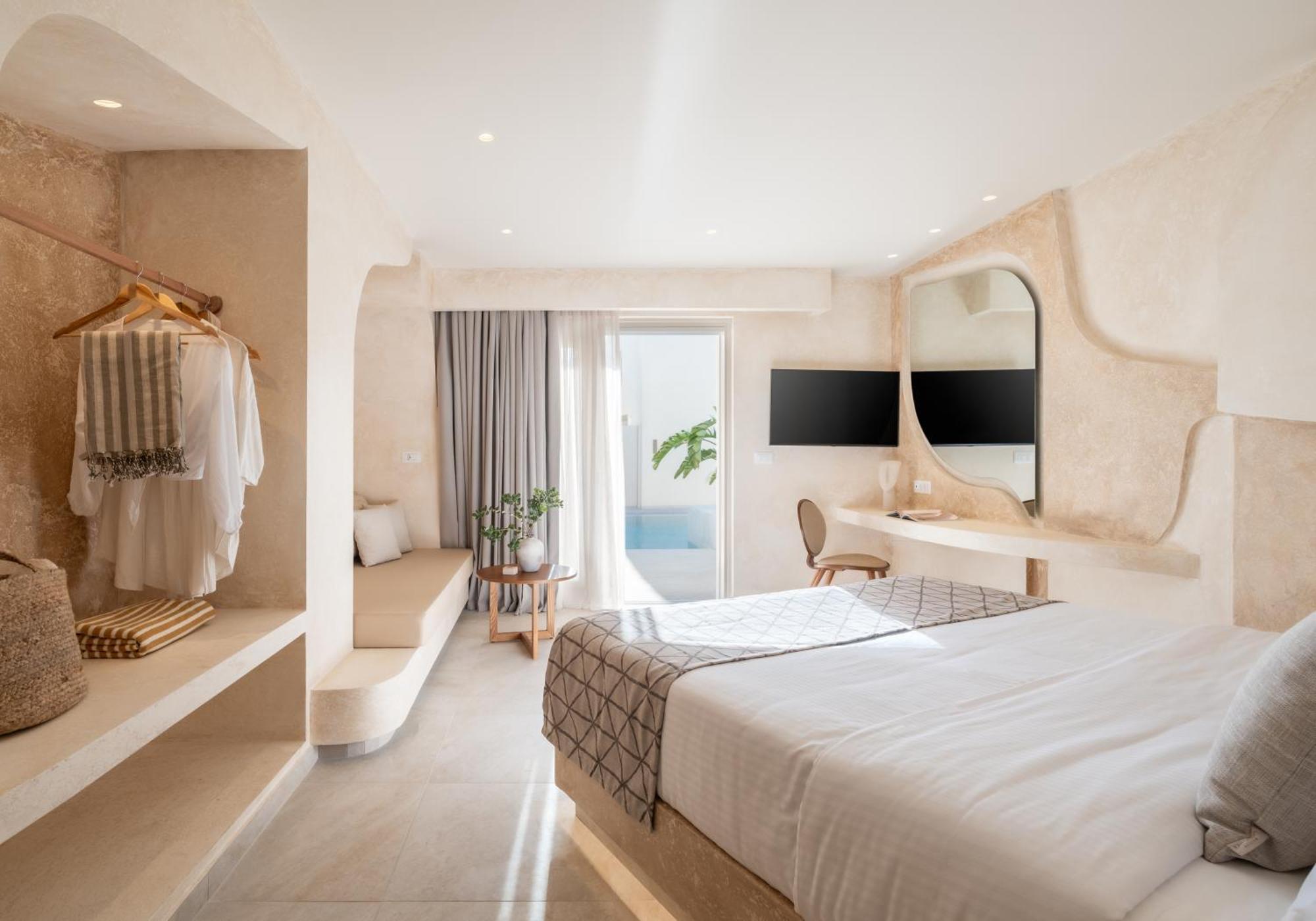 Heyday Luxury Suites Perissa  Exterior photo